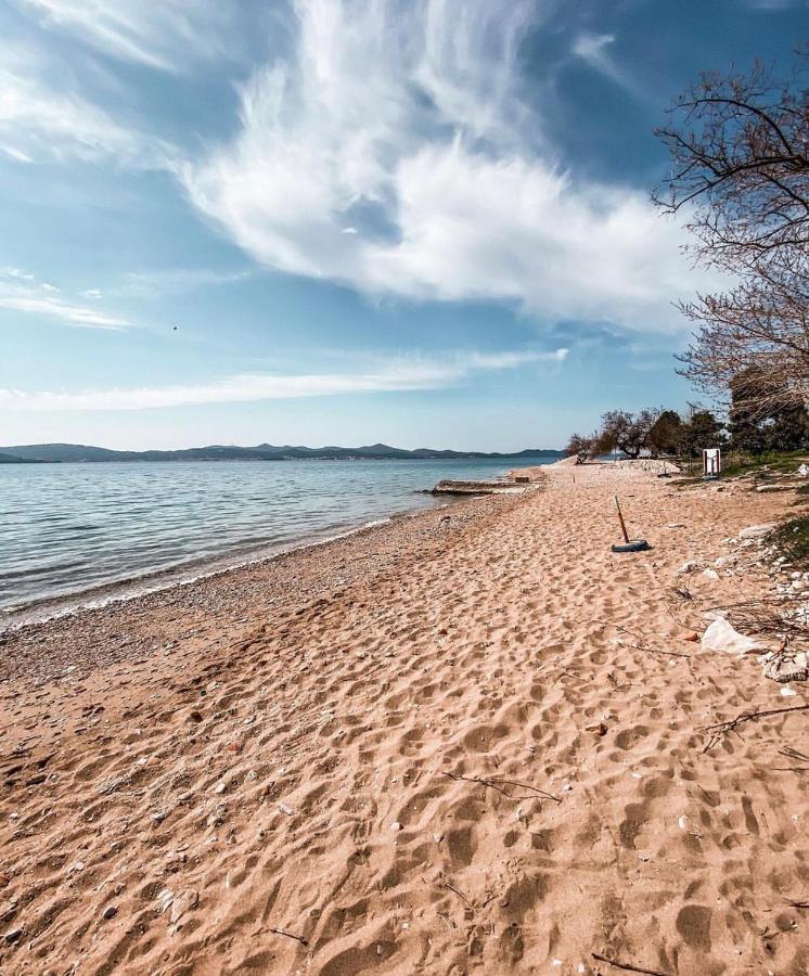Rhapsody In Green - Luxury Villa In Zadar Crno Bagian luar foto